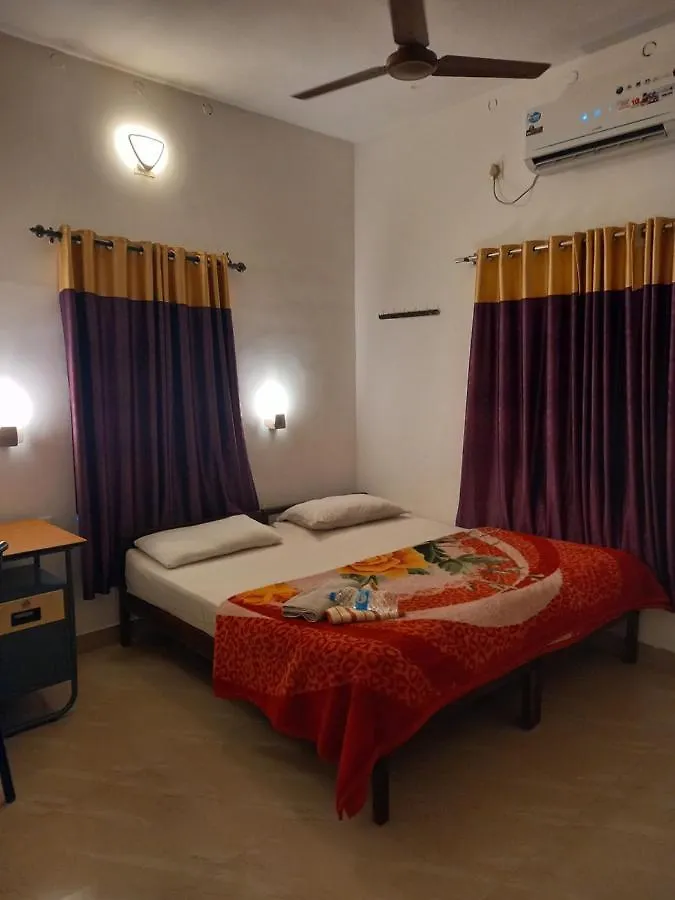 White Shore Beach Homestay アーラップーザ県 インド